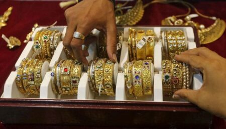 Gold Price in Pakistan: Recent Decline Reflects Global Market Trends