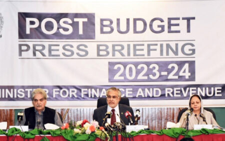 Overcoming Economic Vulnerability: Dar Unveils Bold Budget for Pakistan's Future