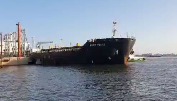 Pakistan Welcomes First Shipment of Discounted Russian Oil Pakistan Welcomes First Shipment of Discounted Russian Oil